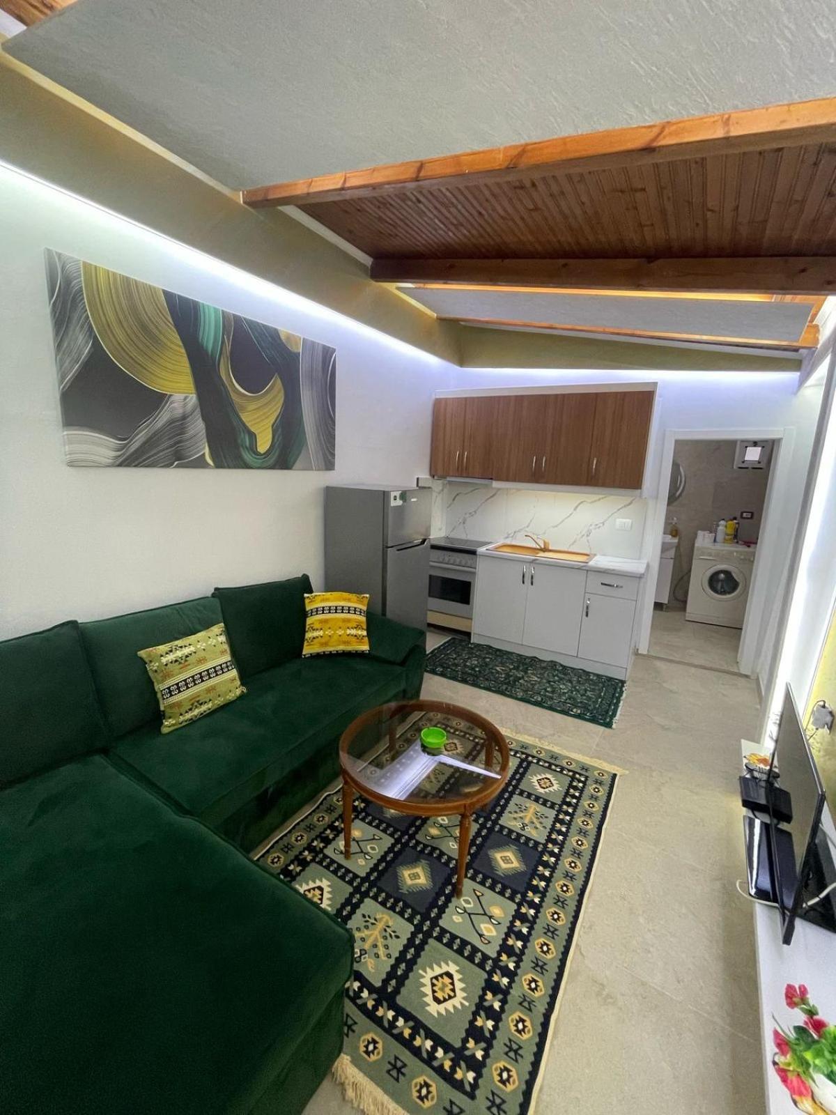 Apartment Katalea Gjirokastër